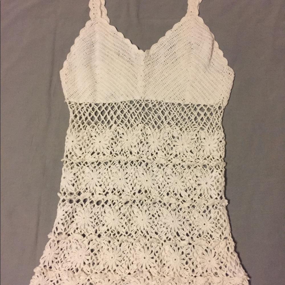 Romeo & Juliet Couture White Crochet Tank Top - Picture 4 of 6